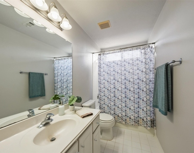 2351 Summit Way - Photo Thumbnail 19