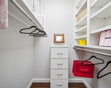 2351 Summit Way - Photo Thumbnail 15