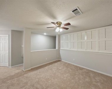 2351 Summit Way - Photo Thumbnail 17