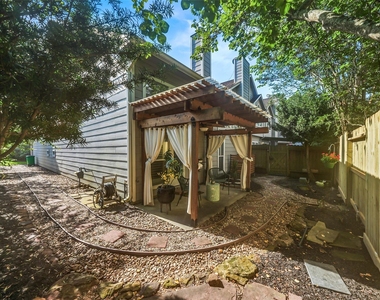 2351 Summit Way - Photo Thumbnail 23