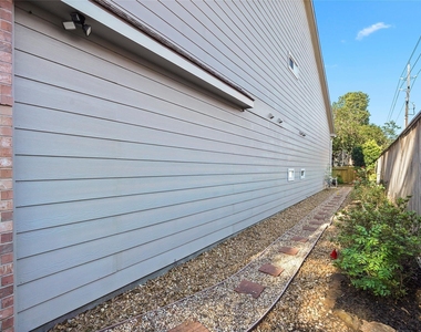 2351 Summit Way - Photo Thumbnail 24