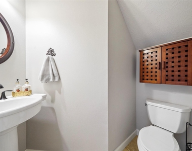 2351 Summit Way - Photo Thumbnail 25