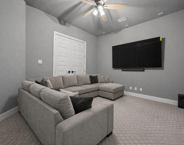 9011 Delta Place Court - Photo Thumbnail 19