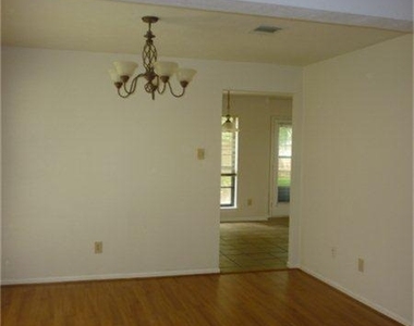 125 Sea Mist Drive - Photo Thumbnail 9
