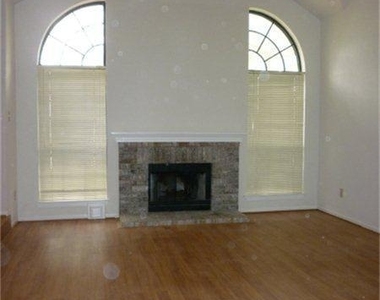 125 Sea Mist Drive - Photo Thumbnail 10
