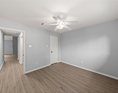 1727 Hazelwood Street - Photo Thumbnail 21