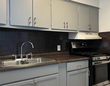4010 Feagan Street - Photo Thumbnail 10