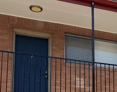 4010 Feagan Street - Photo Thumbnail 3