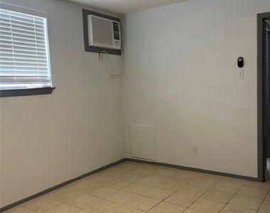 4010 Feagan Street - Photo Thumbnail 7