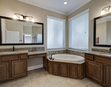 26803 Longleaf Valley Drive - Photo Thumbnail 20