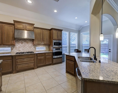 26803 Longleaf Valley Drive - Photo Thumbnail 9