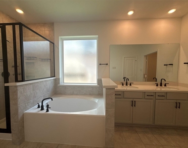 21626 Lampeter River Lane - Photo Thumbnail 22