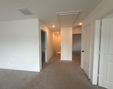 21626 Lampeter River Lane - Photo Thumbnail 44