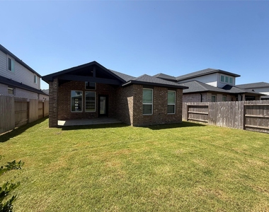 21626 Lampeter River Lane - Photo Thumbnail 5