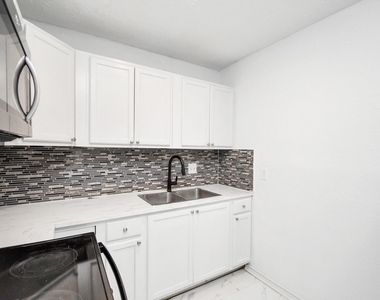 7730 Sign Street - Photo Thumbnail 12