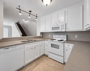 175 Binnacle Court - Photo Thumbnail 15