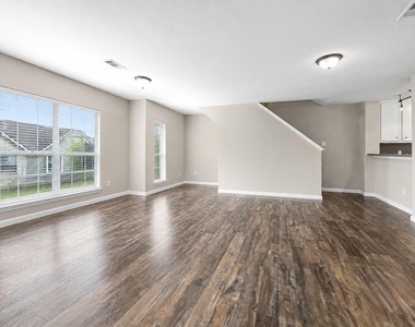 175 Binnacle Court - Photo Thumbnail 7