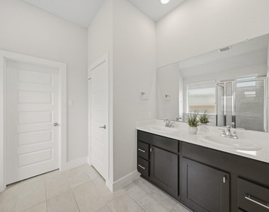 2506 Seedling Street - Photo Thumbnail 14