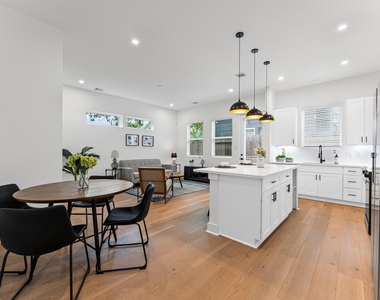 412 Neyland Street - Photo Thumbnail 11