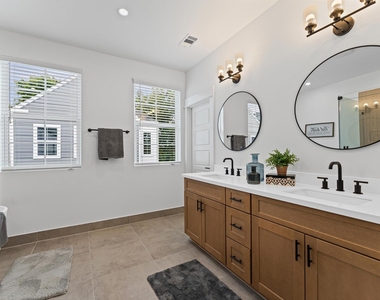 412 Neyland Street - Photo Thumbnail 15