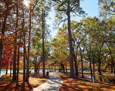 412 Neyland Street - Photo Thumbnail 40