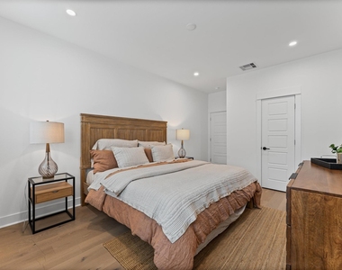 412 Neyland Street - Photo Thumbnail 14