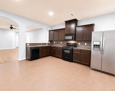 19726 Ashley Terrace Lane - Photo Thumbnail 12
