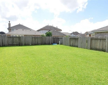 2406 Padgett Court - Photo Thumbnail 2