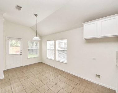 19122 Mission Manor Lane - Photo Thumbnail 8