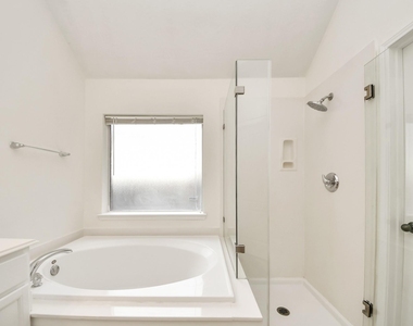 19122 Mission Manor Lane - Photo Thumbnail 15