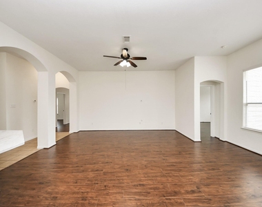 19122 Mission Manor Lane - Photo Thumbnail 11