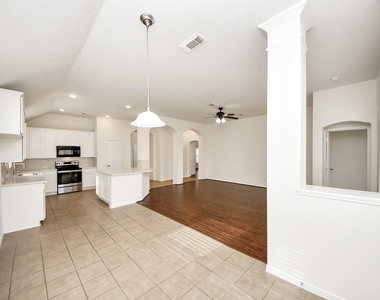 19122 Mission Manor Lane - Photo Thumbnail 9