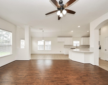 19122 Mission Manor Lane - Photo Thumbnail 10