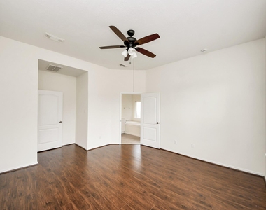 19122 Mission Manor Lane - Photo Thumbnail 13