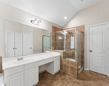 1830 Katlyn Lane - Photo Thumbnail 15
