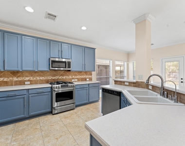 1830 Katlyn Lane - Photo Thumbnail 6