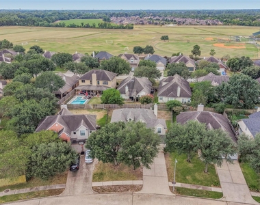 9107 Huckinston Court - Photo Thumbnail 42