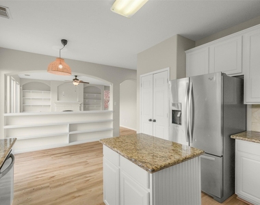 9107 Huckinston Court - Photo Thumbnail 13