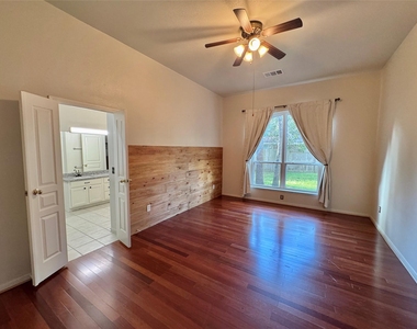 42 Tranquil Glade Place - Photo Thumbnail 4