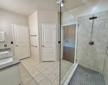 42 Tranquil Glade Place - Photo Thumbnail 8