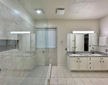42 Tranquil Glade Place - Photo Thumbnail 6