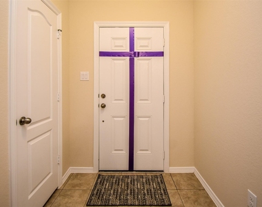 2431 Concord Terrace - Photo Thumbnail 4