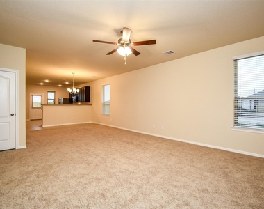 2431 Concord Terrace - Photo Thumbnail 9