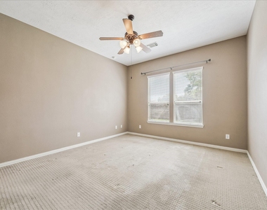 2821 Chinaberry Park Lane - Photo Thumbnail 10