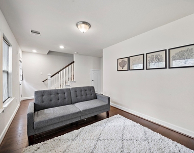 1510 Brayson Oaks Place - Photo Thumbnail 21