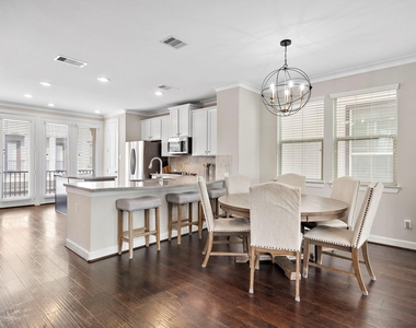 1510 Brayson Oaks Place - Photo Thumbnail 15