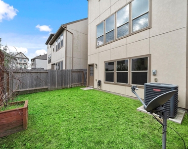 1510 Brayson Oaks Place - Photo Thumbnail 34