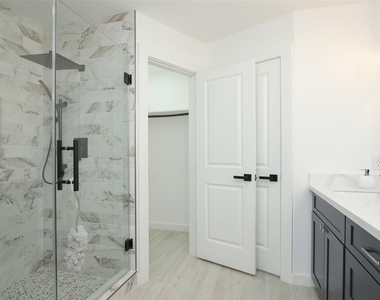 8518 Furlong Lane - Photo Thumbnail 23