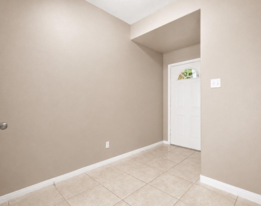 172 Binnacle Court - Photo Thumbnail 6