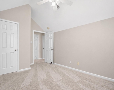 172 Binnacle Court - Photo Thumbnail 32